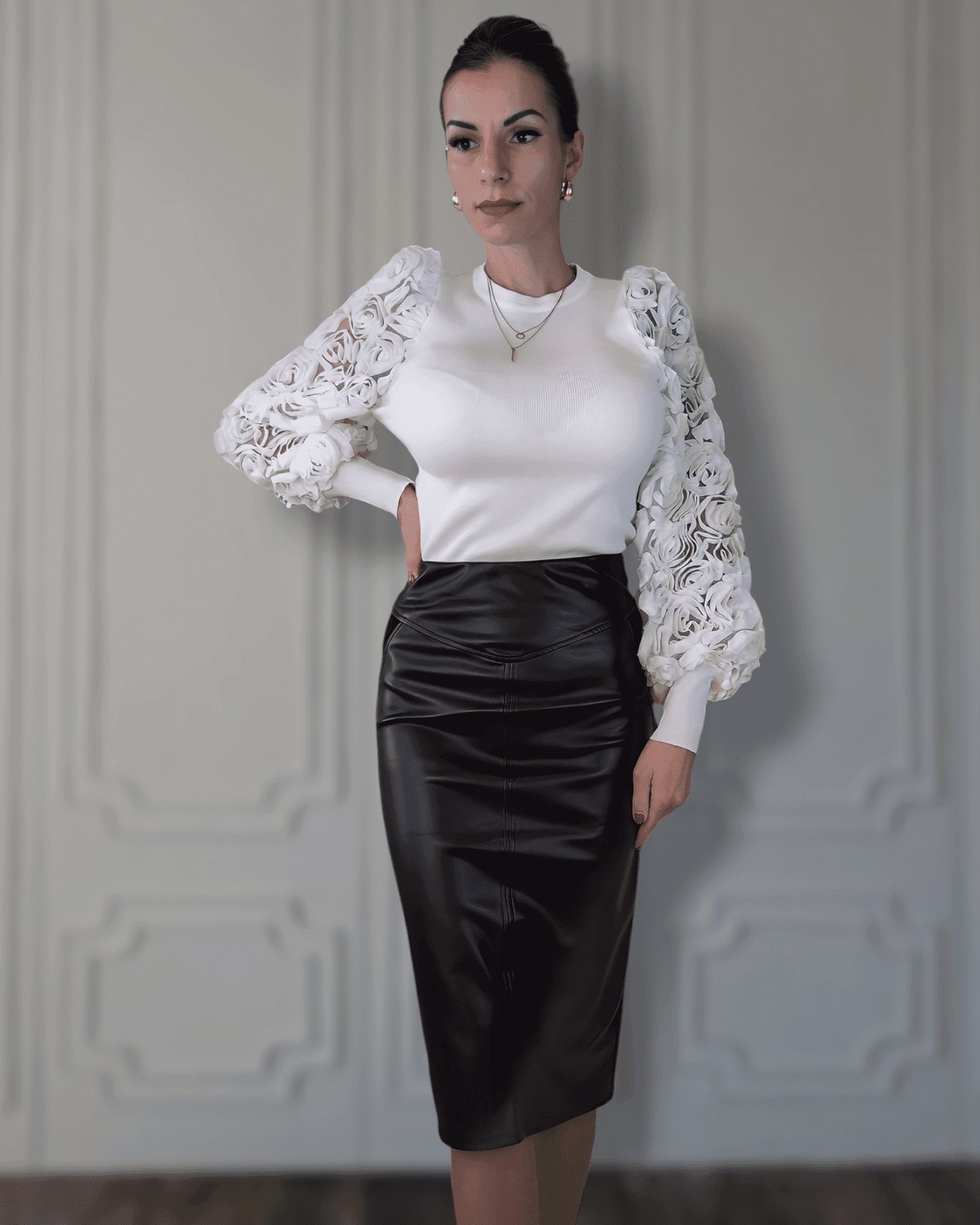 Sweater White Rose pull Suranska Shop