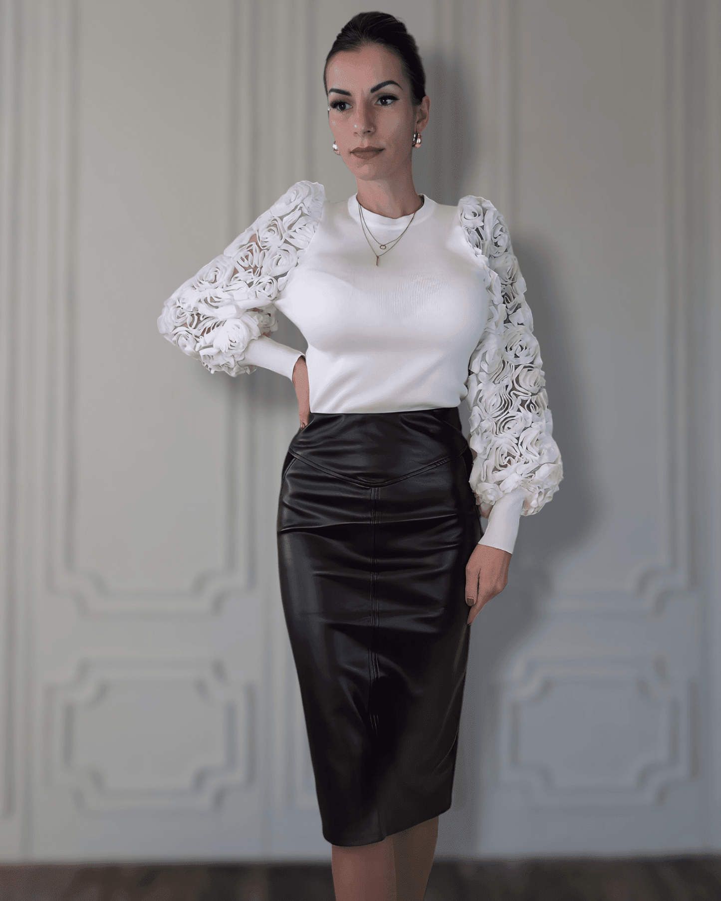 Sweater White Rose pull Suranska Shop 