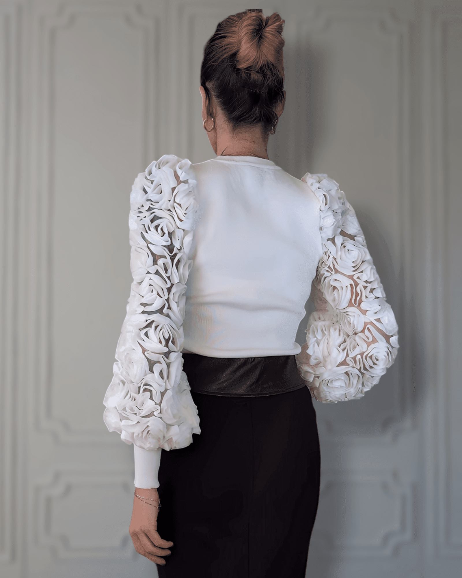 Sweater White Rose pull Suranska Shop 