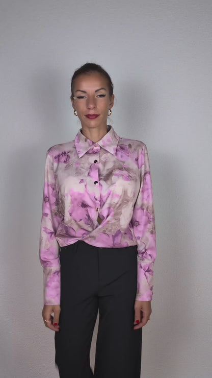 Beige blouse with light purple flowers and gold buttons – Geneva, Switzerland – Suranska Shop